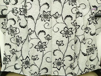 平和屋本店●極上　本疋田絞り　振袖　花唐草文　逸品　DZAB8720kh6