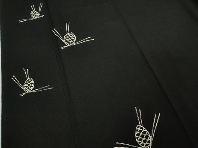 平和屋本店●極上　京都祇園の老舗 ぎをん齋藤　中国三大刺繍 相良刺繍 総刺繍　訪問着　松ぼっくり　黒地　鬼しぼ縮緬　逸品　DZAB8724kh6