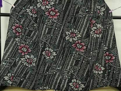 平和屋着物∴極上　夏物　浴衣　有松鳴海絞り　流水花文　黒地　綿　逸品　DZAB8749kh6