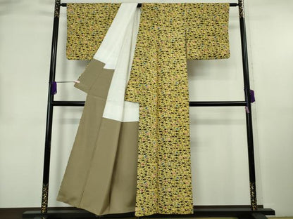 平和屋本店●極上　本場琉球紅型　小紋　紬地　花楓文　芥子色地　逸品　DZAB8781kh6