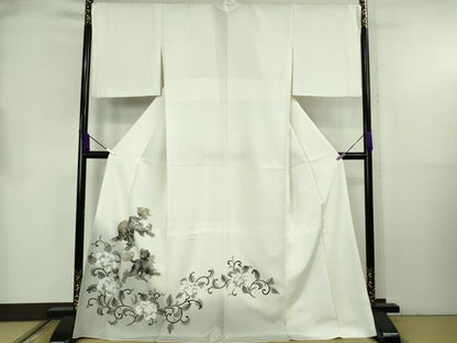 平和屋本店●極上　訪問着　唐獅子　牡丹唐草　象牙色地　暈し染め　金銀彩　逸品　DZAB8821kh6