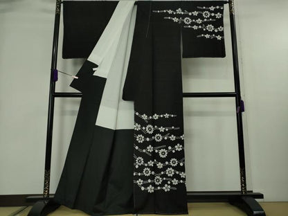 平和屋着物●極上　訪問着　紬地　絞り　舞花文　黒地　健勝苑扱い　逸品　未使用　DZAB8958kh6