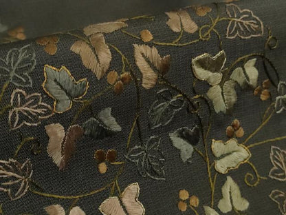 平和屋着物▽極上 本場大島紬 訪問着 単衣 総刺繍 南天唐草文 檳榔子染色地 金糸　奄美染織工房謹製　証紙付き　逸品　未使用　DZAB8987kh6
