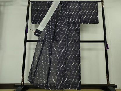 平和屋着物＊極上　夏物　本場琉球絣　夏琉球　知念幸徳　大城カメ　手おり　証紙付き　逸品　未使用　DZAB8993kh6