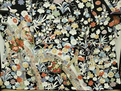 平和屋本店●極上　振袖　駒刺繍　吉祥花文　黒地　金彩　逸品　DZAB8994kh6