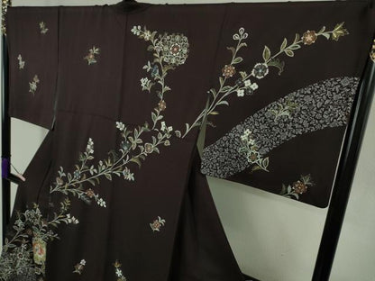 平和屋本店●極上　訪問着　刺繍　朱雀　正倉院更紗花文　深紫色地　金彩　逸品　DZAB9011kh6