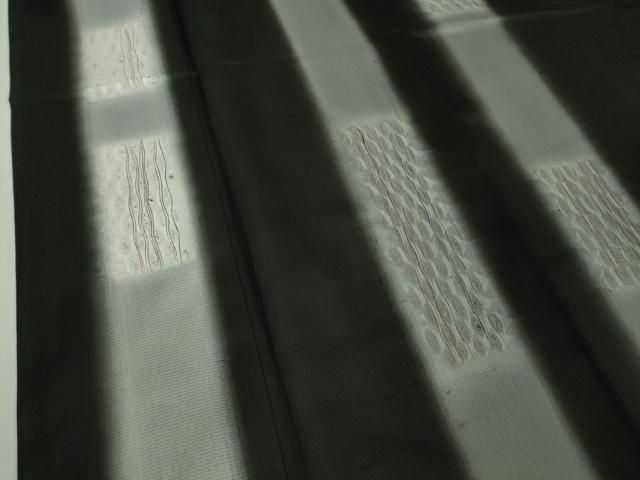 平和屋本店●極上　十日町 名門青柳謹製　櫛引織　訪問着　紬　黒地　金彩　さが美扱い　逸品　DZAB9020kh6