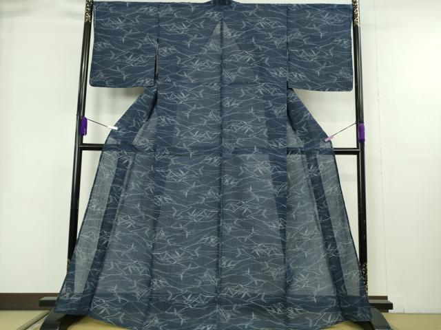 平和屋着物＊極上　夏物　本場小千谷ちぢみ　麻　枝葉文　紺青色地　逸品　DZAB9039kh6