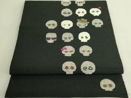 平和屋着物●極上　西陣　とみや織物謹製　とみや帯　八寸名古屋帯　ドクロ　髑髏　黒地　逸品　DZAB9145kh6