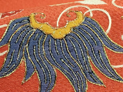 平和屋本店●極上　日本工芸会正会員　京友禅作家　清水光美　九寸開き名古屋帯　駒刺繍　宝尽くし　鬼しぼ縮緬 金赤色地 逸品 DZAB9147kh6