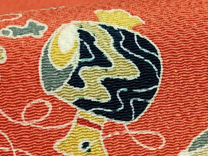 平和屋本店●極上　日本工芸会正会員　京友禅作家　清水光美　九寸開き名古屋帯　駒刺繍　宝尽くし　鬼しぼ縮緬 金赤色地 逸品 DZAB9147kh6