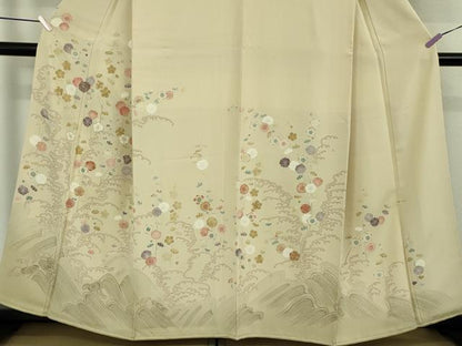 平和屋本店●極上　松坂屋染織名作展　訪問着　駒刺繍　立波花文　浅黄色地　金彩　たとう紙付き　逸品　DZAB9227kh6