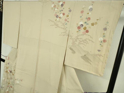 平和屋本店●極上　松坂屋染織名作展　訪問着　駒刺繍　立波花文　浅黄色地　金彩　たとう紙付き　逸品　DZAB9227kh6