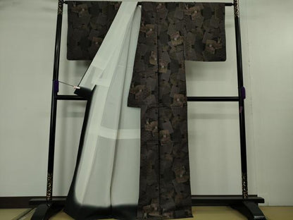 平和屋着物●極上　本場大島紬　9マルキ　色紙兎文　逸品　未使用　DZAB9229kh6
