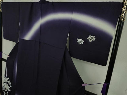 平和屋本店●極上　訪問着　総刺繍　葡萄蔦の葉文　深紫色地　暈し染め　銀糸　逸品　DZAB9250kh6