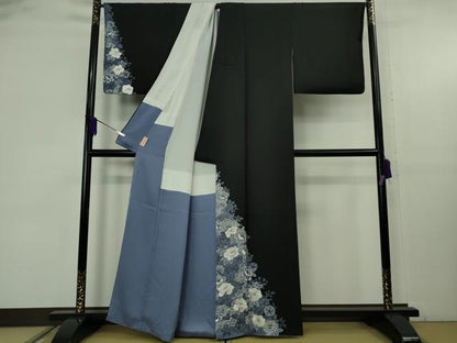 平和屋本店●極上　訪問着　銀駒刺繍　牡丹　黒地　金銀糸　逸品　DZAB9251kh6