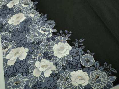 平和屋本店●極上　訪問着　銀駒刺繍　牡丹　黒地　金銀糸　逸品　DZAB9251kh6