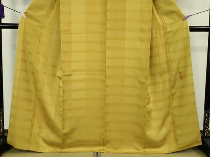 平和屋本店●極上　龍村晋謹製　お召　名宝獅噛長斑文　芥子色地　逸品　DZAB9267kh6