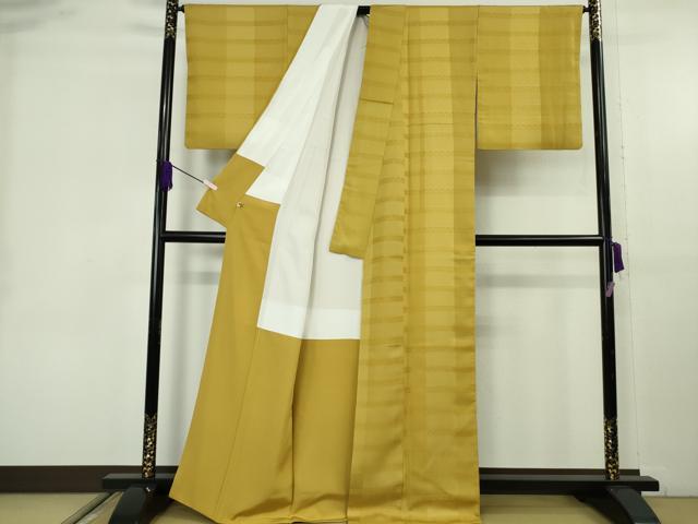 平和屋本店●極上　龍村晋謹製　お召　名宝獅噛長斑文　芥子色地　逸品　DZAB9267kh6