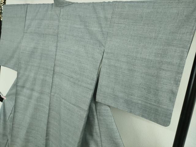 平和屋本店●極上　本場結城紬　重要無形文化財　100亀甲　総詰め　灰青色地　証紙付き　逸品　未使用　DZAB9409kh6