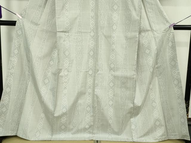 平和屋本店●希少　現代龍郷　龍郷絣　本場大島紬　白大島　胴抜き仕立て　健勝苑扱い　逸品　DZAB9416kh6