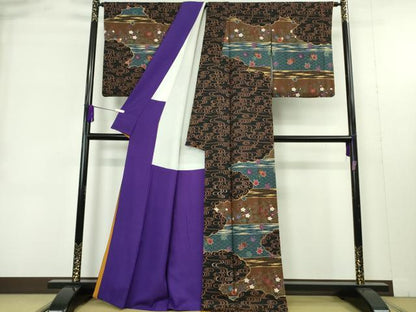 平和屋着物●極上　ファッションデザイナー 花井幸子　訪問着　駒刺繍　観世水　雲取り花文　黒地　金彩　逸品　DZAB9429kh6
