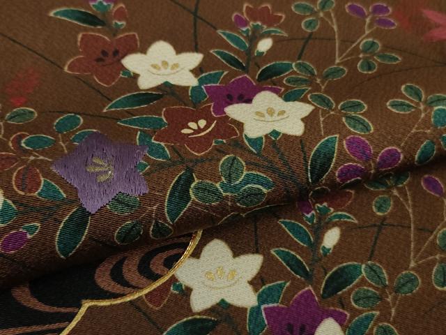 平和屋着物●極上　ファッションデザイナー 花井幸子　訪問着　駒刺繍　観世水　雲取り花文　黒地　金彩　逸品　DZAB9429kh6