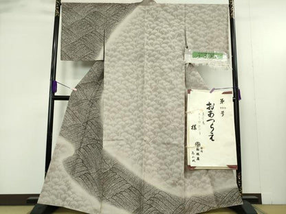 平和屋着物●極上 創業140年 小糸染芸の四代目 小糸敏夫 結城紬 訪問着 松坂屋染織名作展　証紙・たとう紙付き　逸品　未使用　DZAB9437kh6