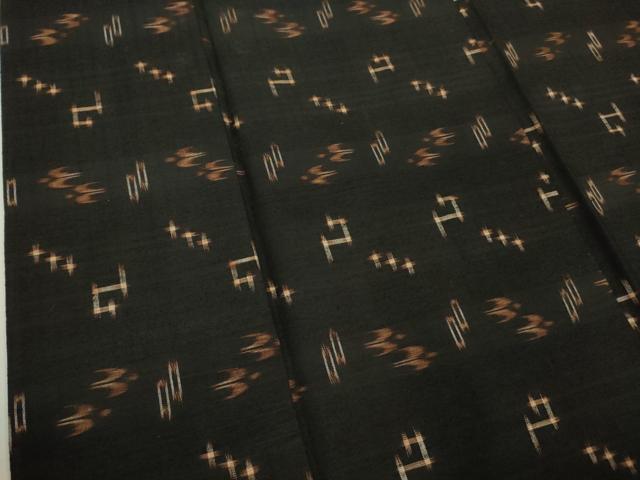 平和屋着物●極上　国指定重要無形文化財　本場久米島紬　手織　逸品　DZAB9456kh6