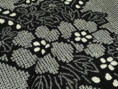 平和屋本店●極上　振袖　総絞り　草花文　黒×白　逸品　DZAB9460kh6