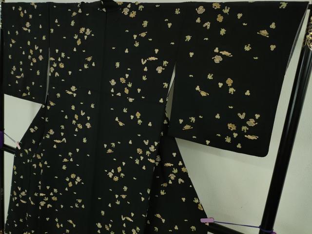 平和屋本店●極上　中国三大刺繍　相良刺繍　総刺繍　小紋　宝尽くし　黒地　逸品　DZAB9469kh6
