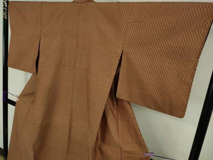 平和屋本店▽超希少　本場黄八丈　東京都無形文化財　山下めゆ　紬　市松綾織　草木染　手織　単衣　証紙付き　逸品　DZAB9486kh6