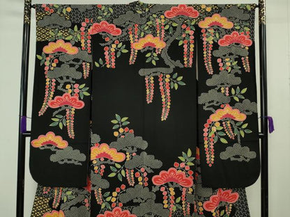 平和屋本店●極上　和染紅型　栗山紅型　栗山吉三郎　振袖　松　藤花房　黒地　鬼しぼ縮緬　逸品　DZAB9493kh6