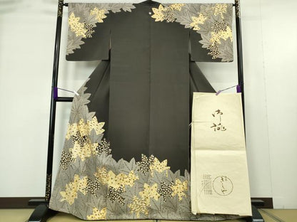 平和屋本店●極上　銀座きしや　訪問着　駒刺繍　楓　縮緬地　羊羹色　金彩　たとう紙付き　逸品　未使用　DZAB9505kh6