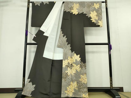 平和屋本店●極上　銀座きしや　訪問着　駒刺繍　楓　縮緬地　羊羹色　金彩　たとう紙付き　逸品　未使用　DZAB9505kh6