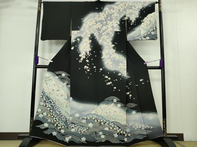 平和屋本店●極上　訪問着　銀駒刺繍　立波舞桜　暈し染め　黒地　金彩　逸品　DZAB9510kh6