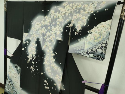 平和屋本店●極上　訪問着　銀駒刺繍　立波舞桜　暈し染め　黒地　金彩　逸品　DZAB9510kh6