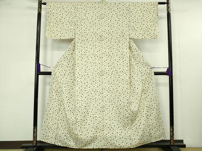 平和屋着物●極上　洗える最高級着物　＜英＞はなぶさ謹製　小紋　クローバー　生成色　逸品　DZAB9519kh6