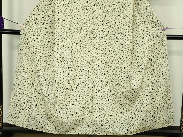 平和屋着物●極上　洗える最高級着物　＜英＞はなぶさ謹製　小紋　クローバー　生成色　逸品　DZAB9519kh6