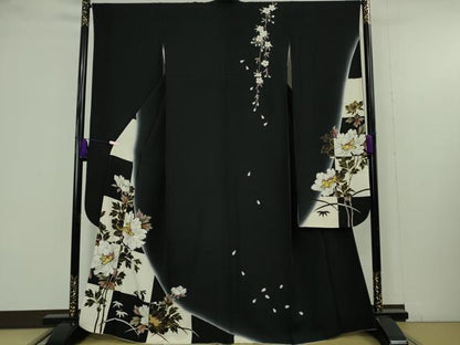 平和屋着物●極上　振袖　駒刺繍　兎　うさぎ　牡丹　黒地　金彩　逸品　DZAB9532kh6