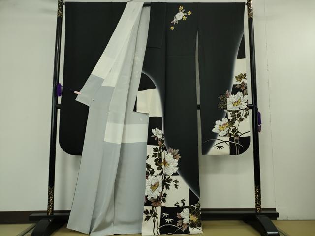 平和屋着物●極上　振袖　駒刺繍　兎　うさぎ　牡丹　黒地　金彩　逸品　DZAB9532kh6