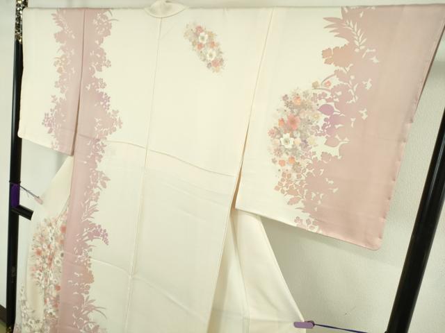 平和屋着物●極上　訪問着　草花文　鳥の子色地　暈し染め　金銀彩　逸品　未使用　DZAB9537kh6