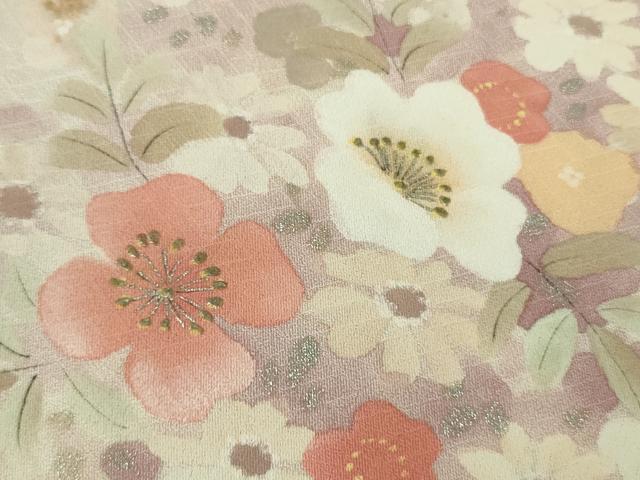 平和屋着物●極上　訪問着　草花文　鳥の子色地　暈し染め　金銀彩　逸品　未使用　DZAB9537kh6