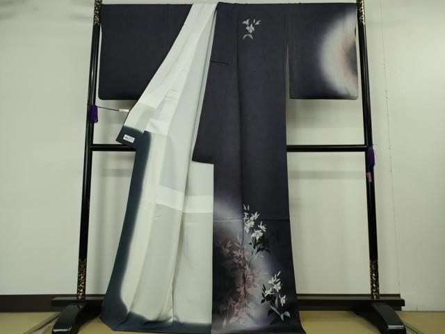 平和屋着物●極上　京の匠日展作家　丹下雄介　訪問着　草花文　濃い紺地　暈し染め　銀糸　やまと誂製　ロング丈　逸品　DZAB9541kh6