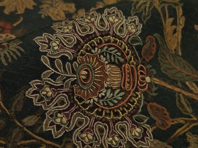 平和屋着物●極上　小紋　刺繍　更紗花文　褐返色地　金糸　逸品　未使用　DZAB9545kh6