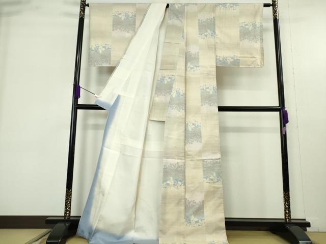 平和屋着物●極上　本場大島紬　白大島　7マルキ　舞蝶草葉シルエット　逸品　未使用　DZAB9663kh6