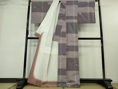平和屋着物●極上　小紋　紬地　刺繍　舞蝶文　京都きもの友禅扱い　逸品　DZAB9668kh6