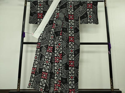 平和屋着物∴極上　夏物　浴衣　有松鳴海絞り　花間道　黒地　綿　逸品　DZAB9671kh6