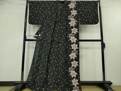 平和屋着物∴極上　夏物　撫松庵　訪問着　浴衣　セオアルファ　百合　黒地　洗える着物　逸品　DZAB9686kh6
