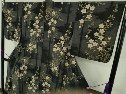 平和屋着物∴極上　夏物　こむさでもーど・COMME CA DU MODE　小紋・浴衣兼用　草花文　黒地　洗える着物　逸品　DZAB9691kh6